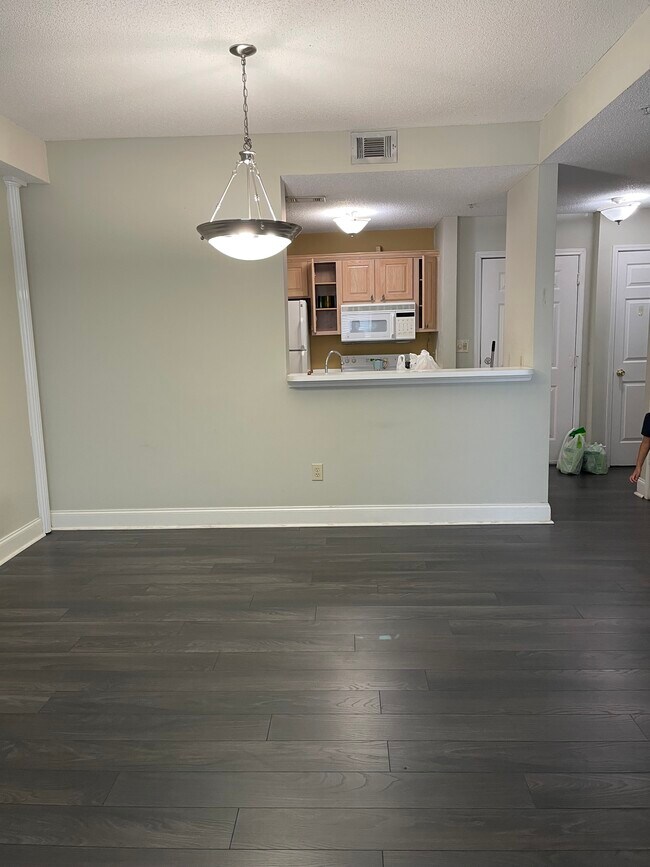 Photo - 1075 Peachtree Walk NE Unit A