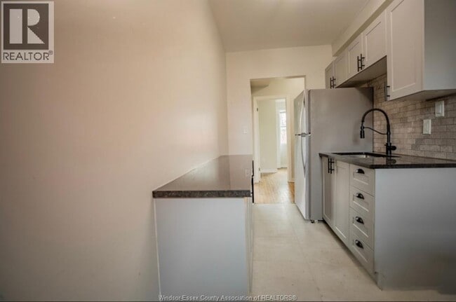 Photo - 416 Lincoln Rd Unité 12