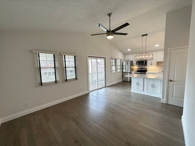 1726 Summit St Unit 1728