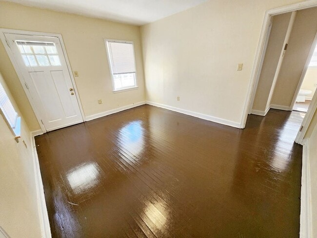 Photo - 1200 W Lincoln Ave