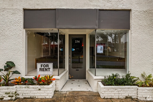 244 E Graves Ave Orange City, FL 32763