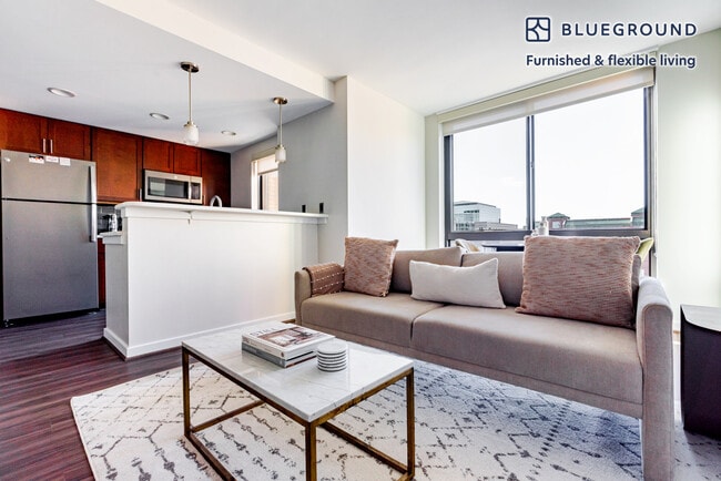 Photo - 3444 Fairfax Dr Unit SI FL10-ID1074