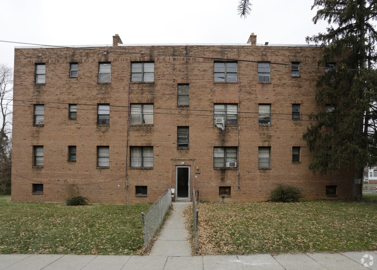 2425-2431 Alabama Ave SE - 2425-2431 Alabama Ave SE