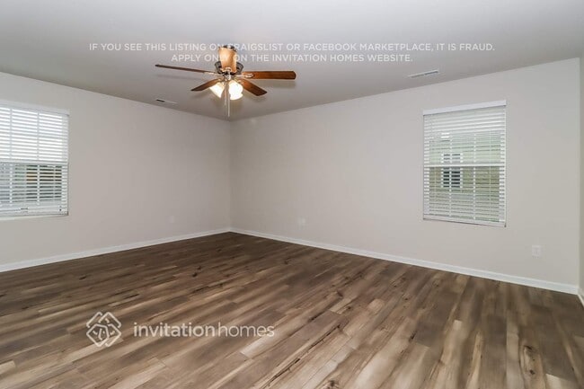 Photo - 133 Hazelnut Wy