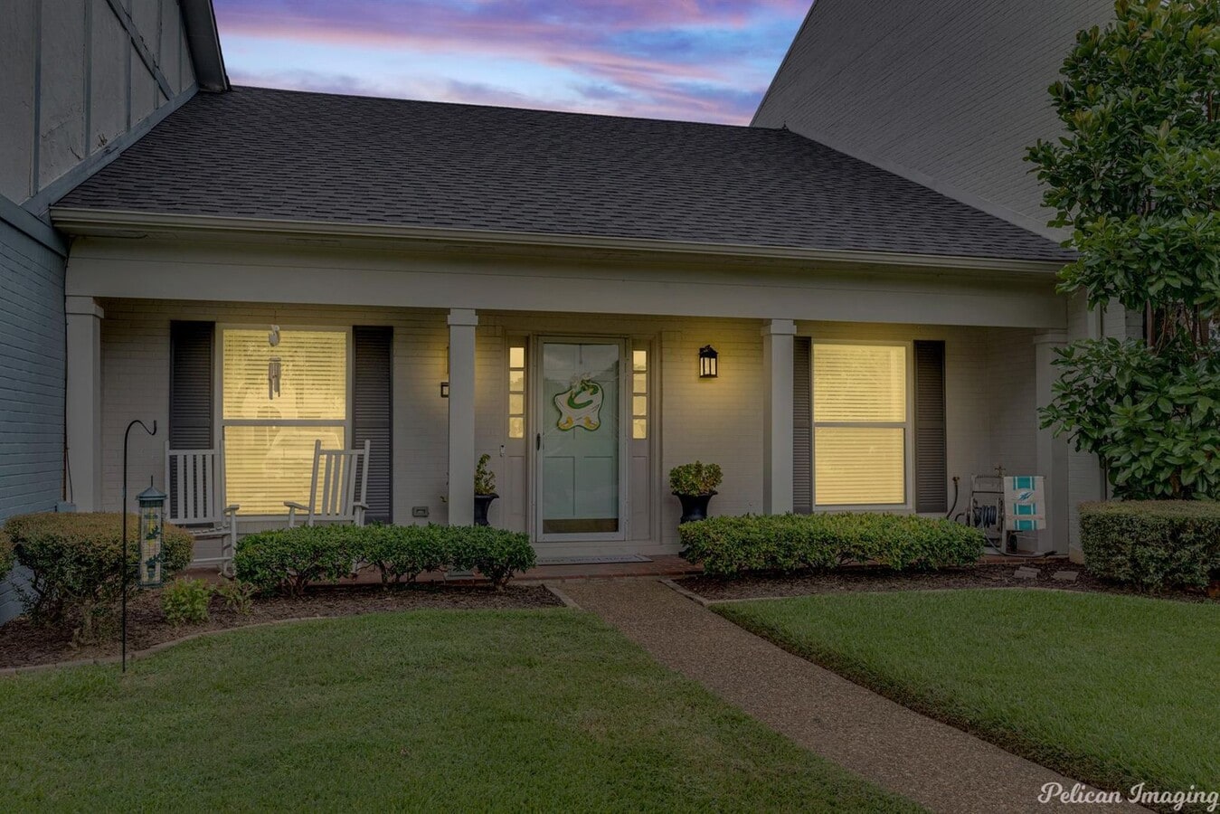 GATED TOWN SOUTH ESTATES-BEAUTIFUL 4/3 TOWNHOUSE - GATED TOWN SOUTH ESTATES-BEAUTIFUL 4/3 TOWNHOUSE