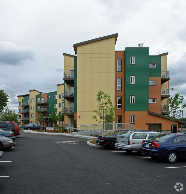 Broadway Vantage Apartments