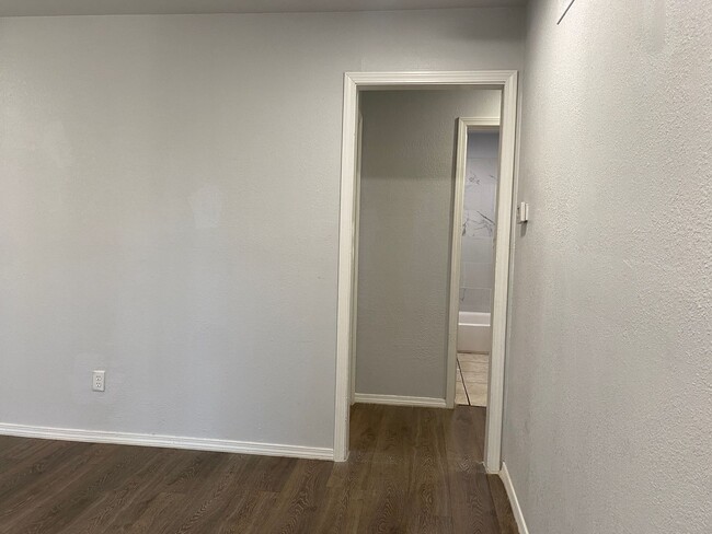 Photo - 3 Bedroom 1 Bath Home