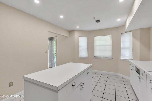 Photo - 2106 Grassy Hollow Dr