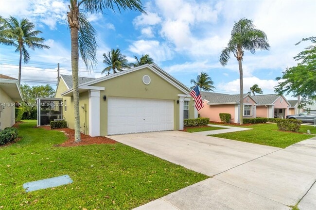 Photo - 2590 SE 7th Pl