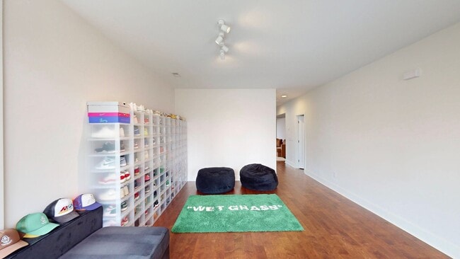 Photo - 1220 Lomax Ave