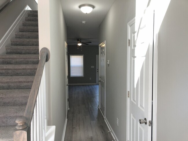 Photo - 28 Bill Rutledge Rd