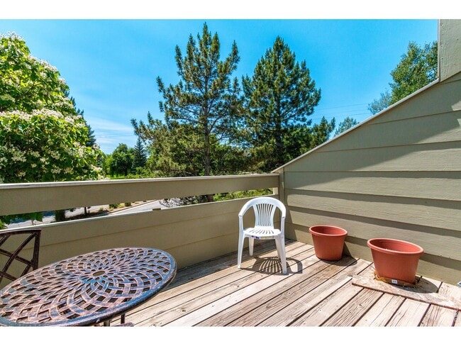 Photo - 7911 Countryside Dr Unit 139