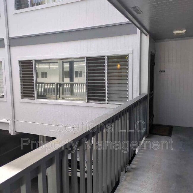 Building Photo - 46-263 Kahuhipa St Unit #B104