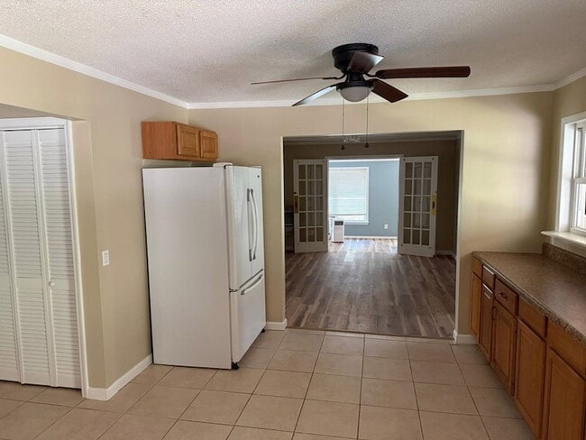 Photo - 92 Grey Fox Ln