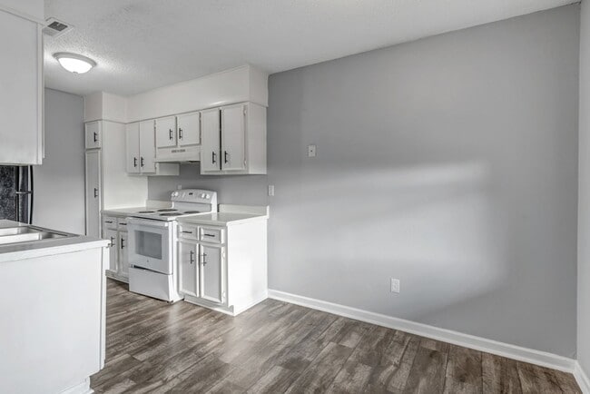 Photo - Recently Renovated Units in Decatur, AL Unit 8th - 17