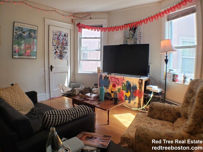 Photo - 785 Washington St Unit 2