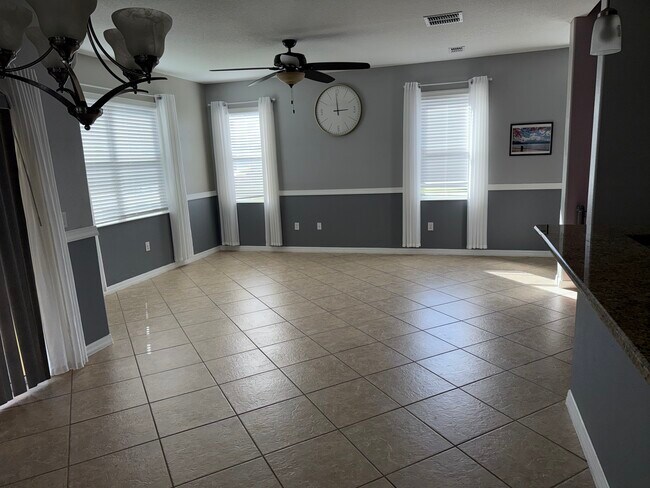 Photo - 3293 Rodrick Cir