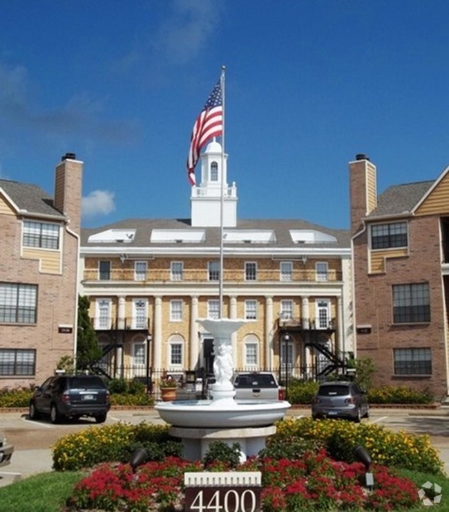 Park at Cedar Lawn - Park at Cedar Lawn Apartments