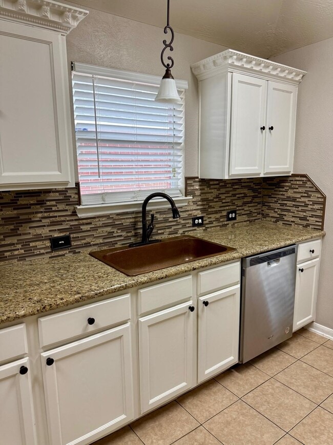 Photo - 19011 Bressingham Dr