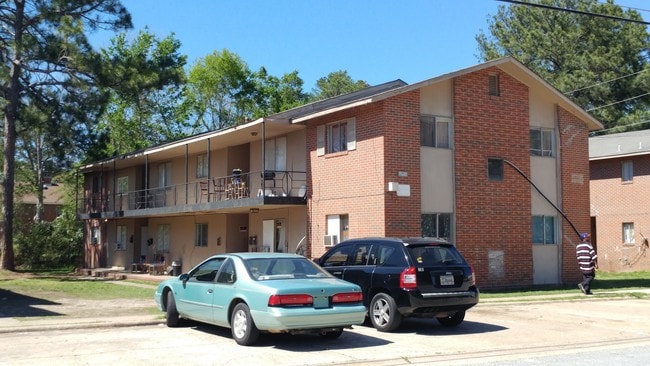 Rosemont Drive - Rosemont Drive Apartments