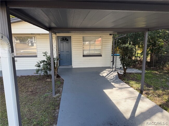 Photo - 7 N Jackson St