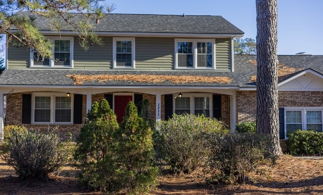 Building Photo - Corporate Comfort: Tailored For Constructi... Rental