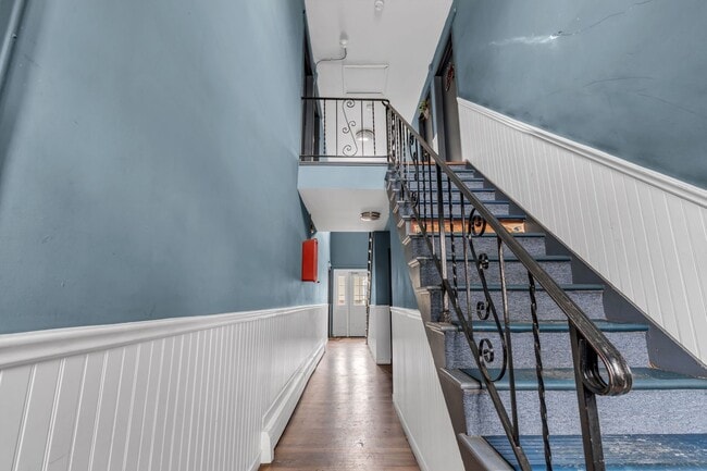 5th Avenue Apartments