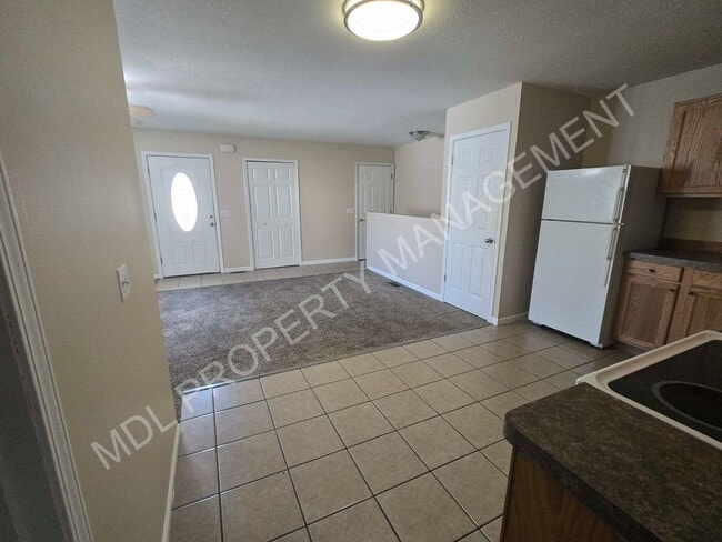 Photo - 4-Bedroom Duplex in Midland