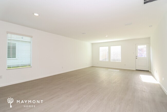 Photo - 3057 Titan Spgs Dr