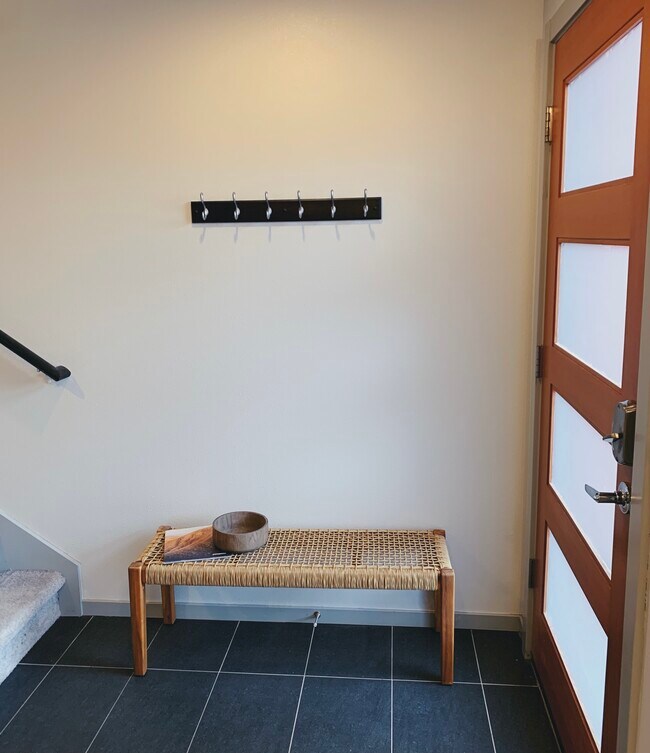 Photo - 4712 Delridge Way SW