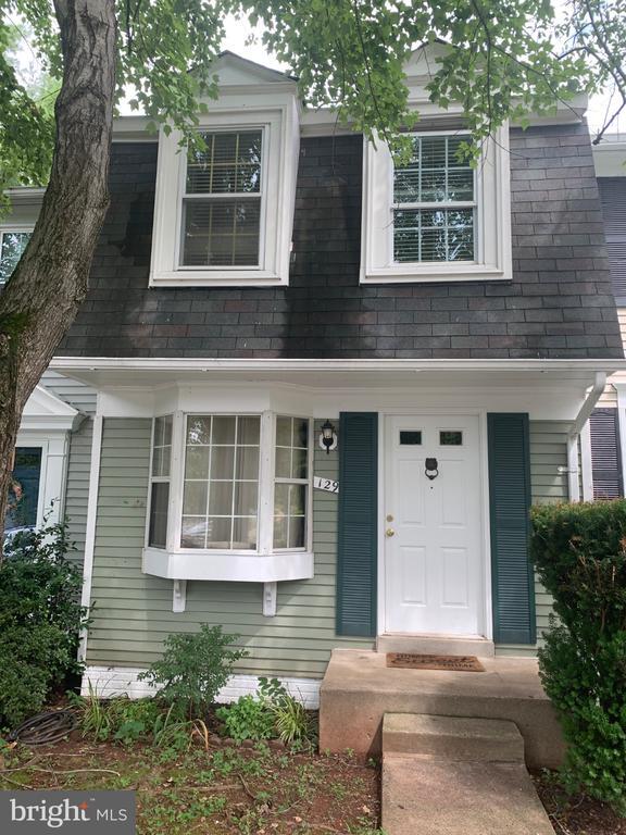 Building Photo - 129 Bickel Ct