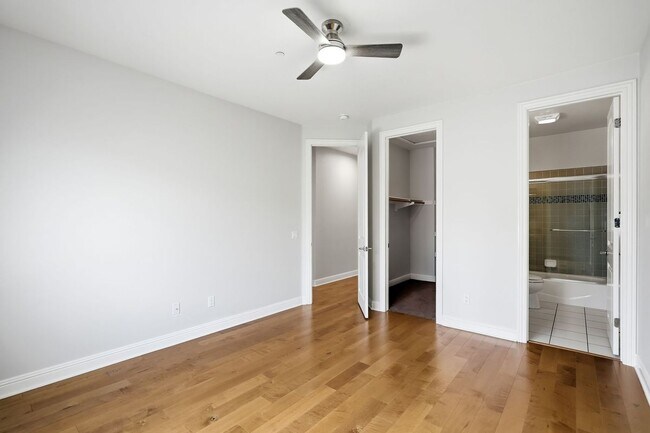 Photo - 11528 Verona Dr