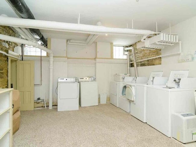 Photo - 1818 La Salle Ave Unit 8