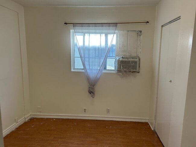2586 Loma Vista Dr