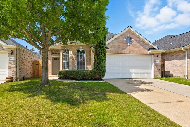 Building Photo - 15931 Pleasant Green Cir Rental