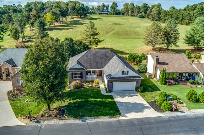 Photo - 134 Daleyuhski Way