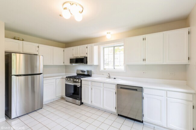 Photo - 1412 W Crane St Unit 1