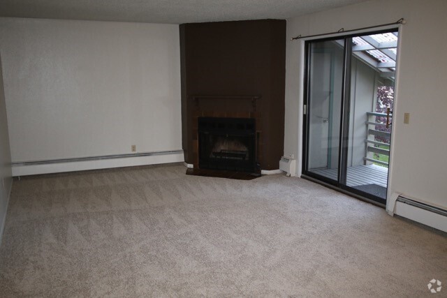 Building Photo - Top Floor 2 Bedroom Condo!