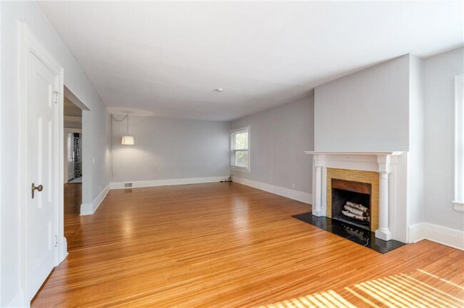 Photo - 214 Culver Rd Unidad 2