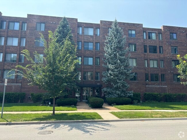 Building Photo - 110 S Dunton Ave Unit 3I Rental