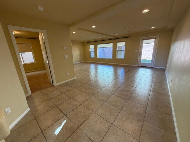 Photo - Great Home Near Shopping and Schools