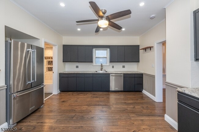 Photo - 120 Bloomfield Ave Unidad 1
