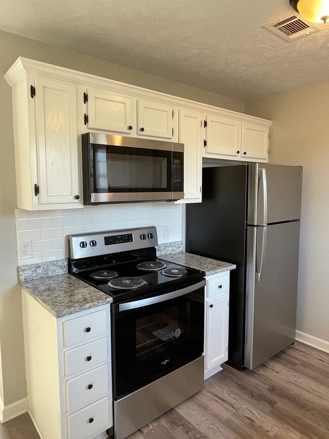 Photo - Updated 3/2 with privacy fence!