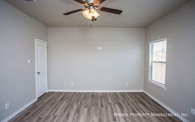 Photo - 6040 24th St