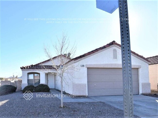 Photo - 876 Tollbrook Way