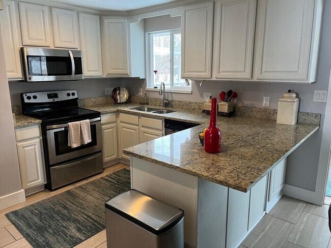 Photo - Beautiful Taylorsville Home With Hot Tub!