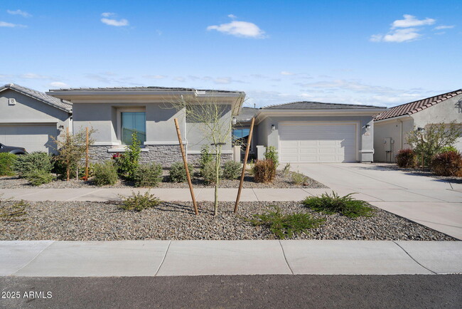 Photo - 866 W Flatiron Trl