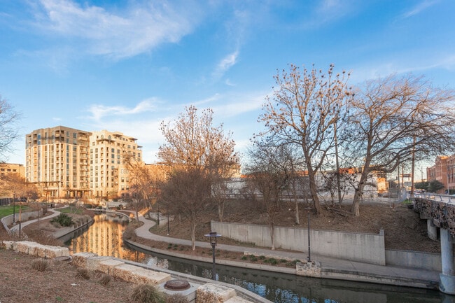 Photo - 1 Newell Ave