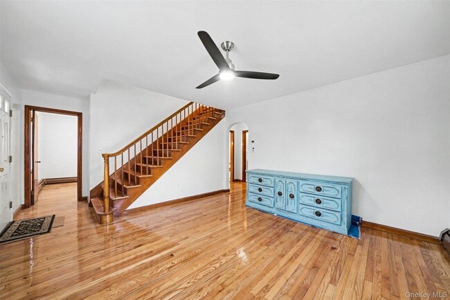 Photo - 15 Forge Hill Rd