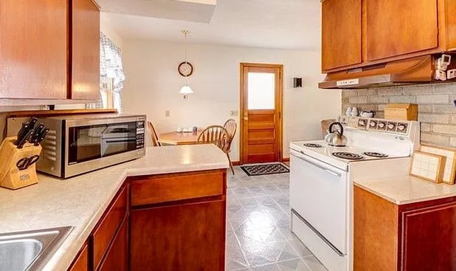 Photo - 1202 Cambridge Dr